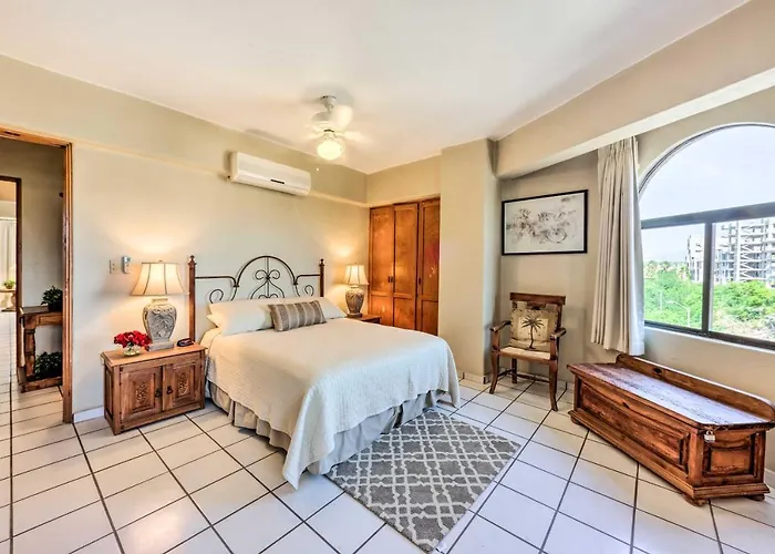 Chic Getaway < 2 Miles To Beaches! Сasa de vacaciones *